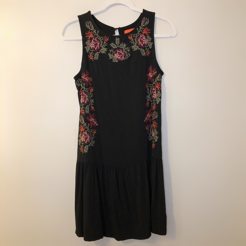 Chelsea & Violet black stitched floral dress